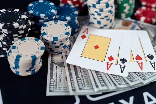 mujurbola account dashboard showing withdrawal history and e-wallet account details